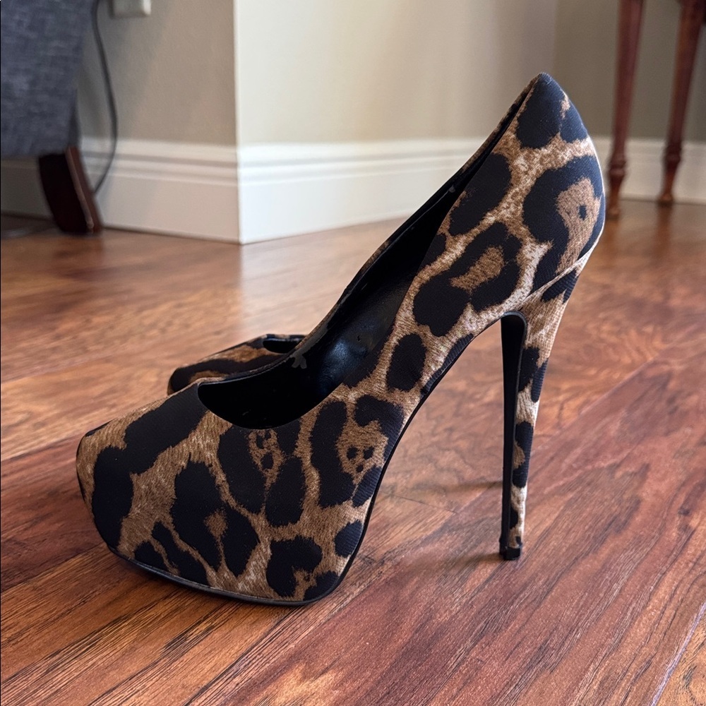 Steve Madden Jancey Leopard Print Heel Size 8 - Picture 6 of 10